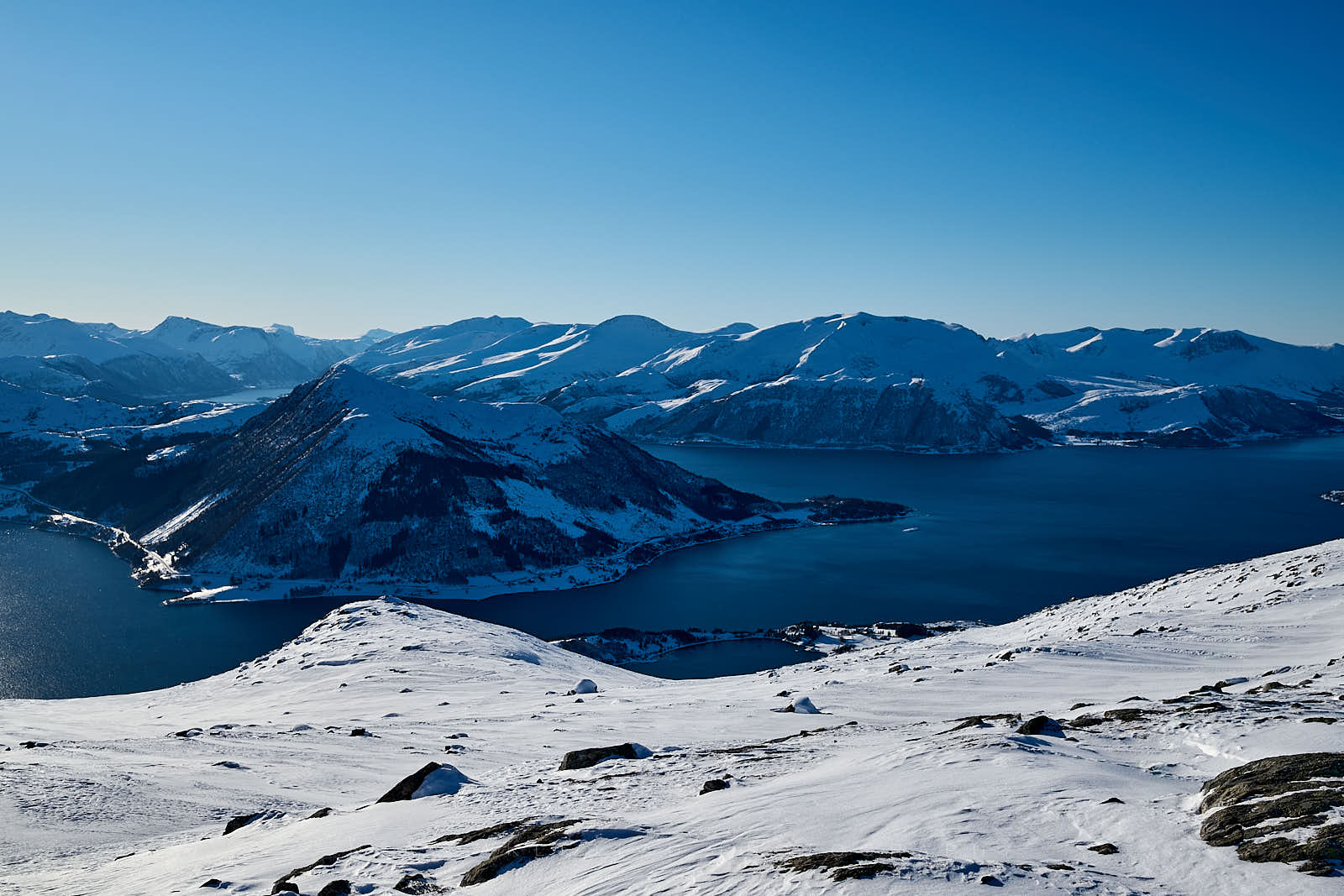 Vinterfjell på Sunnmøre. 